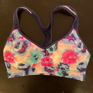 🟡 Sports Bra